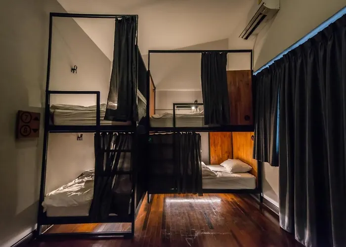 Hostel 4share (adults Only)