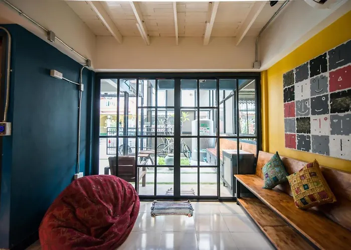 Hostel 4share (adults Only)